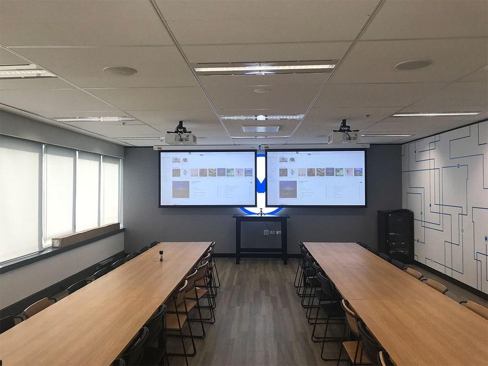 all-hands-meeting-space-for-video-conferencing